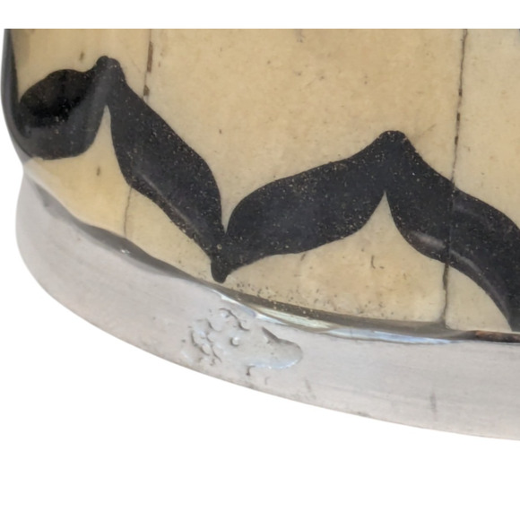 Williams Sonoma Chevron Bone Salt and Pepper Shakers Black Beige - Picture 9 of 11